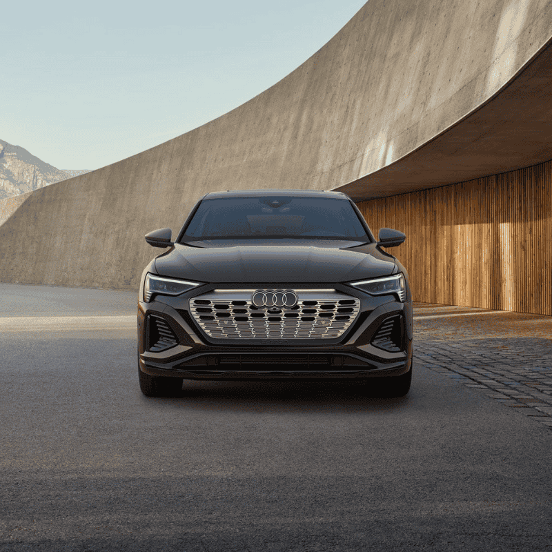 Audi Q8 Sportback e-tron del 2024