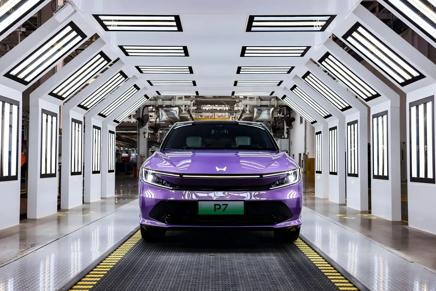Il GAC Honda P7 è uscito ufficialmente dalla linea di produzione. È posizionato come SUV di medie dimensioni e dovrebbe lanciare altri due veicoli elettrici in futuro.