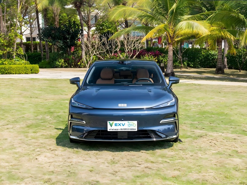Il Geely Galaxy Xingyao 8 inizierà le pre-vendita il 9 aprile e verrà lanciato sul mercato a maggio.
