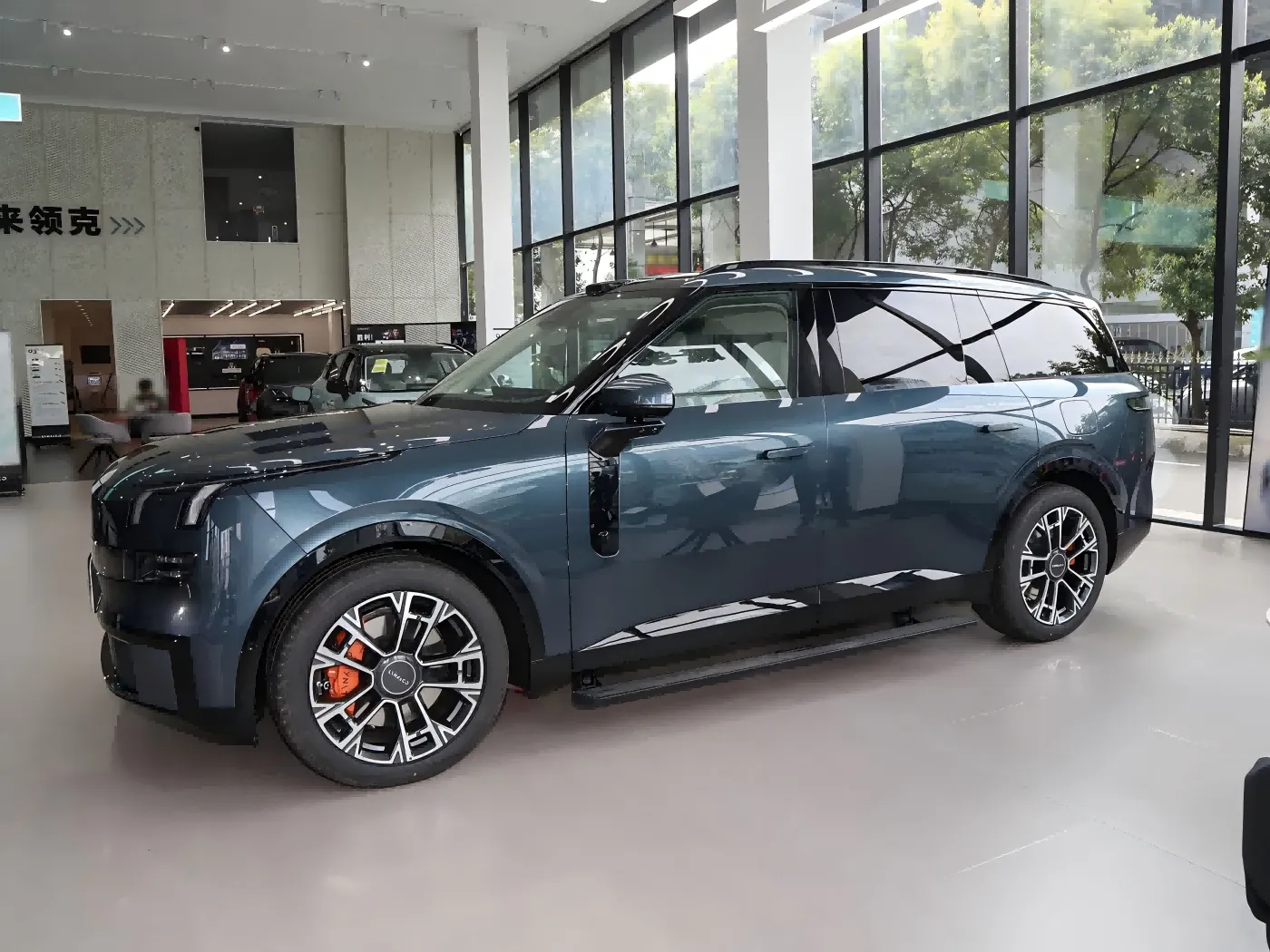 Il Lynk & Co 900 inizierà le pre-vendita il 25 marzo e si lancerà ufficialmente a fine aprile!