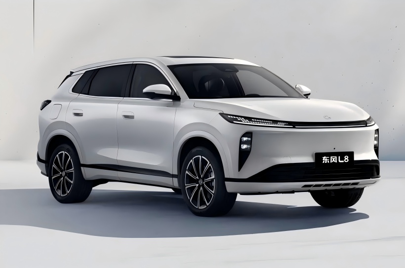 Sono state rilasciate le immagini esterne ufficiali del Dongfeng Fengshen L8. È dotato del sistema ibrido Dongfeng Maha e sarà lanciato a metà del 2025.