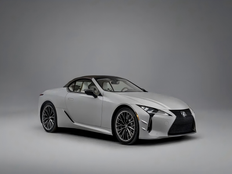 Presentata la nuova Lexus LC500 decappottabile 2026: edizione Inspiration Series con potenza V8